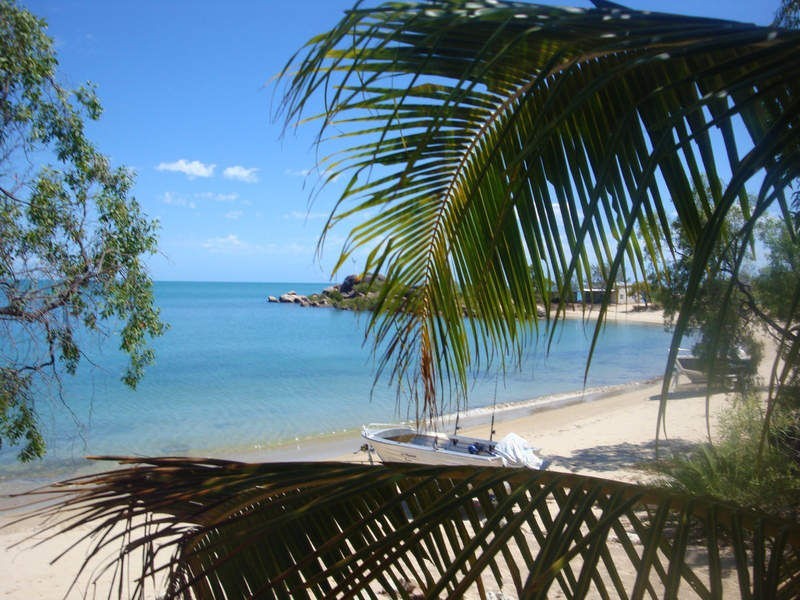 79 FLAGSTAFF BAY , CAPE UPSTART, Bowen QLD 4805