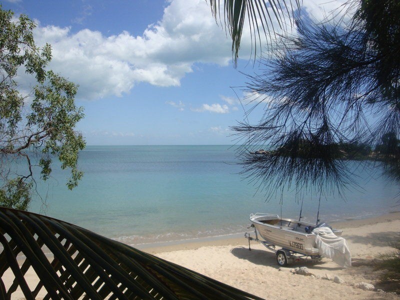 79 FLAGSTAFF BAY , CAPE UPSTART, Bowen QLD 4805