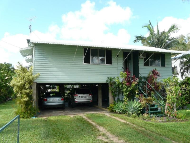 9 EIGHTH Street, Home Hill QLD 4806