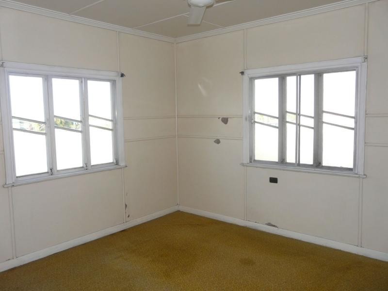 19 PAINE Street, Ayr QLD 4807