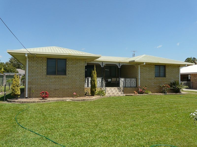 74 FOURTEENTH Avenue, Home Hill QLD 4806
