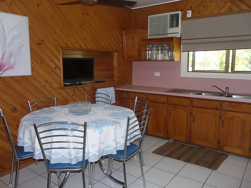 74 FOURTEENTH Avenue, Home Hill QLD 4806