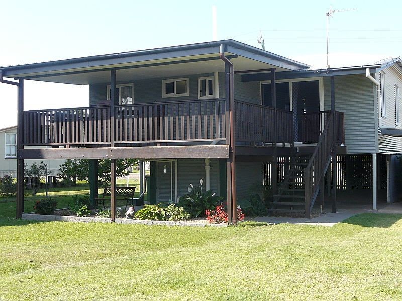 120 THIRTEENTH Avenue, Home Hill QLD 4806