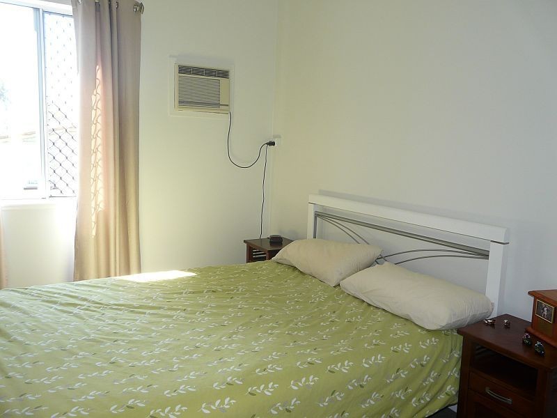 120 THIRTEENTH Avenue, Home Hill QLD 4806