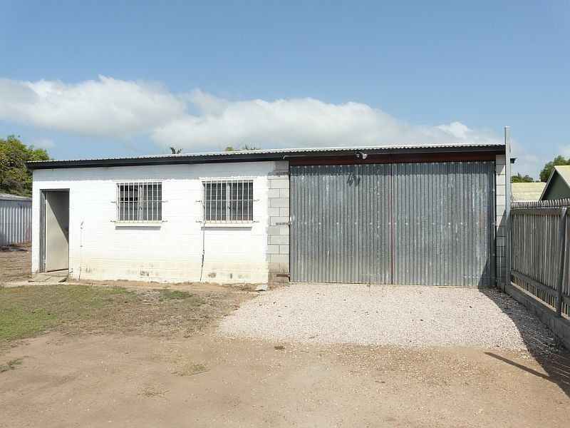 54 MACMILLAN Street, Ayr QLD 4807