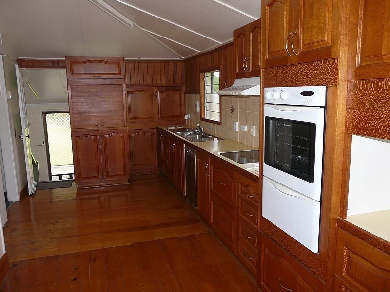 91 TO 93 YOUNG Street, Ayr QLD 4807