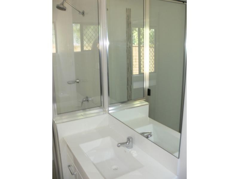 Unit 1/21 WICKHAM Street, Ayr QLD 4807