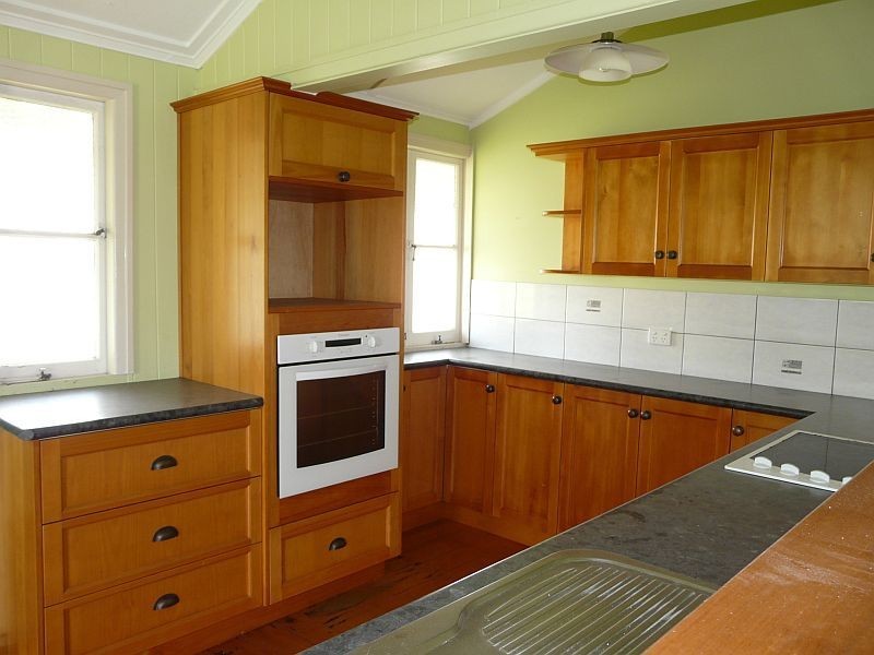 99 NINTH Avenue, Home Hill QLD 4806