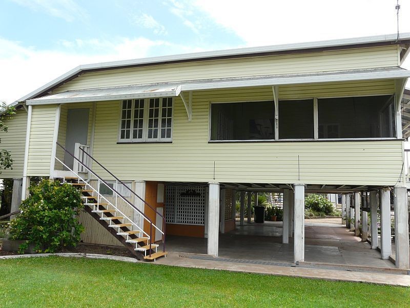 99 NINTH Avenue, Home Hill QLD 4806