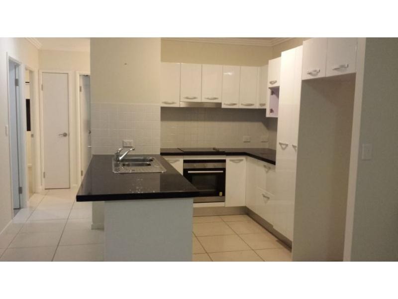 Unit 3/321 ANGUS SMITH Drive, Douglas QLD 4814
