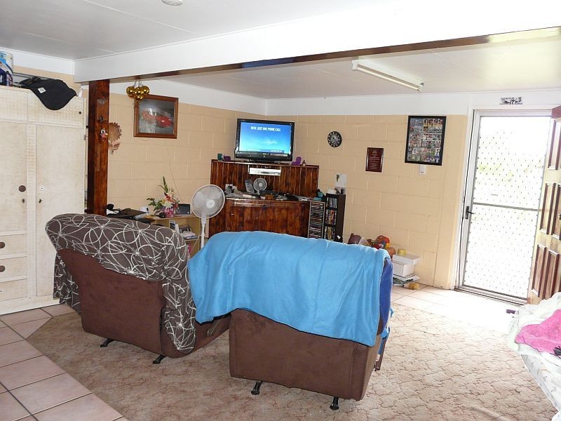 48 BOWLING GREEN Street, Brandon QLD 4808