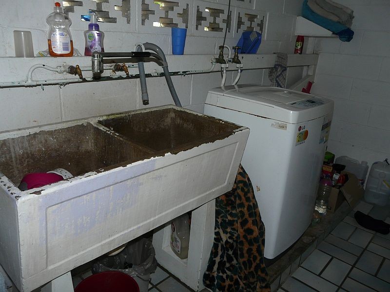 48 BOWLING GREEN Street, Brandon QLD 4808