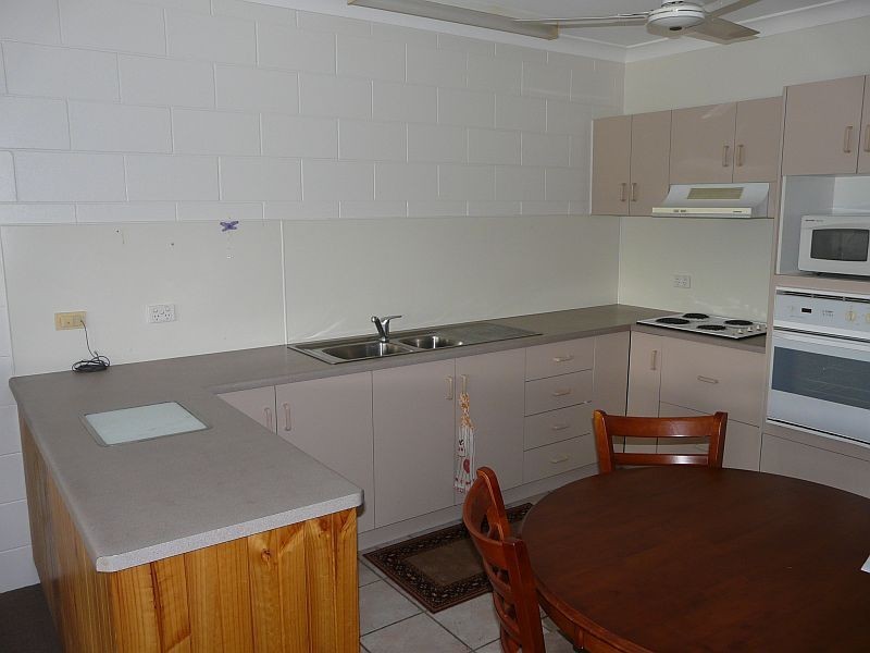 Unit 2/75 BURKE Street, Ayr QLD 4807