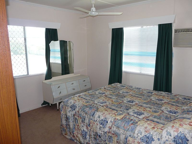23 BOWLING GREEN Street, Brandon QLD 4808