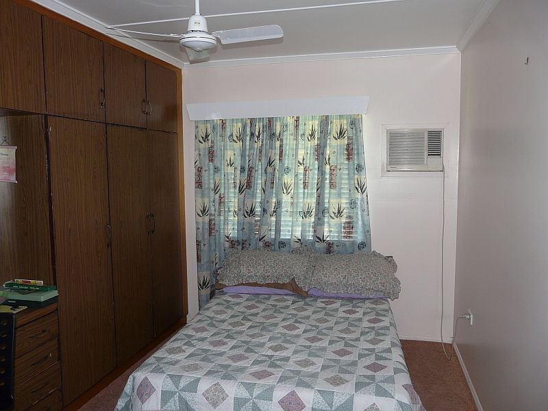 23 BOWLING GREEN Street, Brandon QLD 4808