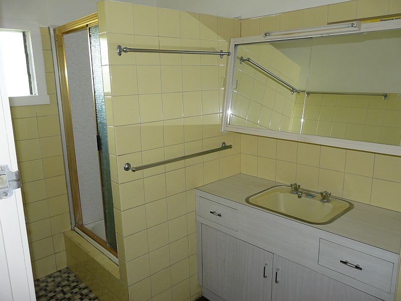 86-88 YOUNG Street, Ayr QLD 4807