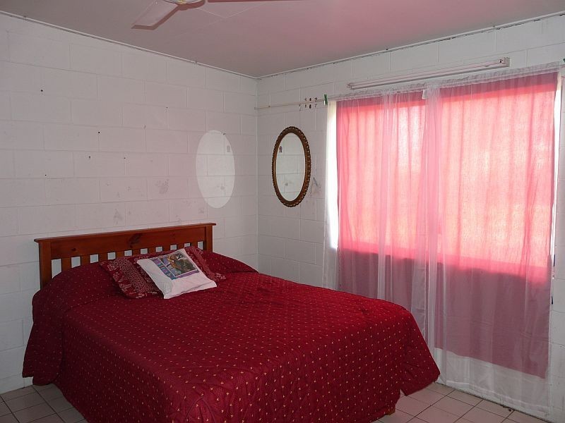 5 WICKHAM Street, Ayr QLD 4807