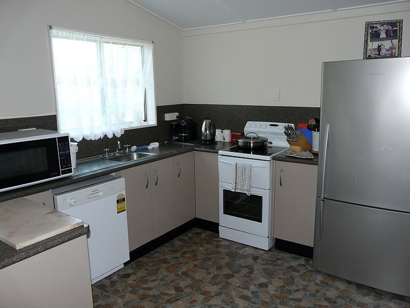 23 FOURTH Avenue, Home Hill QLD 4806