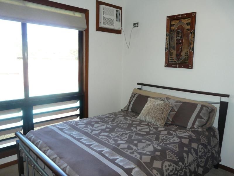 11 VILES Street, Rosslea QLD 4812