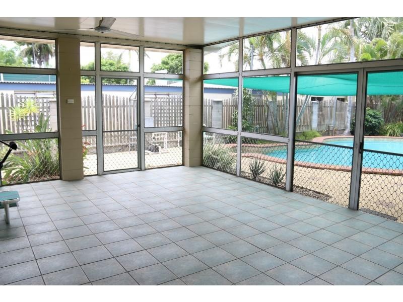 55 MACKENZIE Street, Ayr QLD 4807