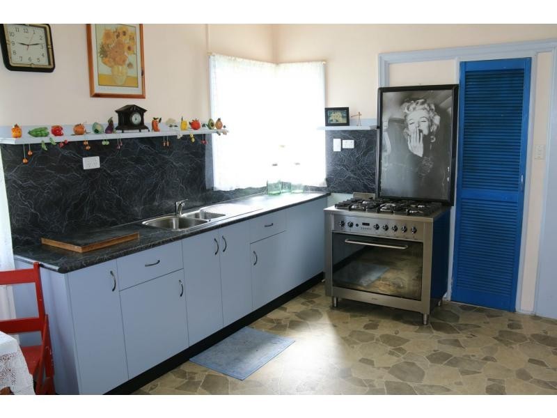 40 COX Street, Ayr QLD 4807