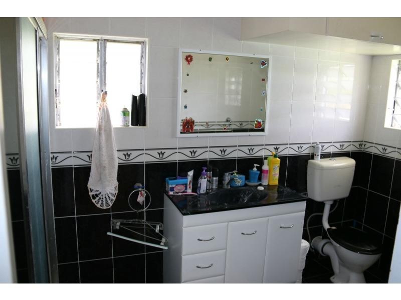 568 IONA Road, Fredericksfield QLD 4806