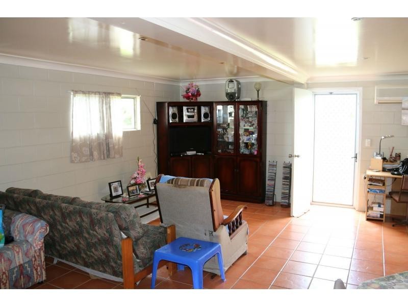 568 IONA Road, Fredericksfield QLD 4806