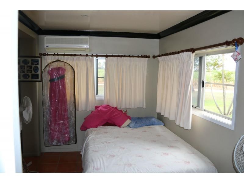 568 IONA Road, Fredericksfield QLD 4806