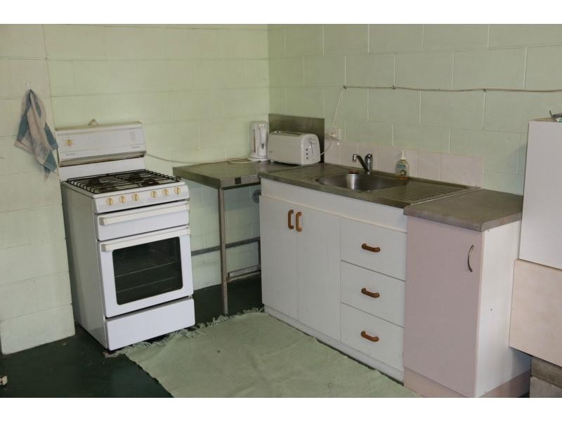 98 DRYSDALE Street, Brandon QLD 4808