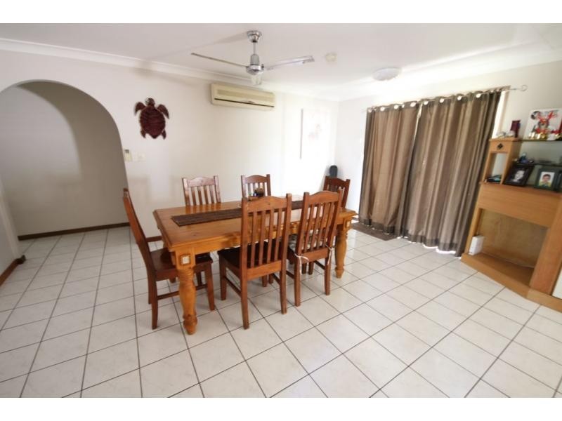 11 SEVENTH Avenue, Home Hill QLD 4806