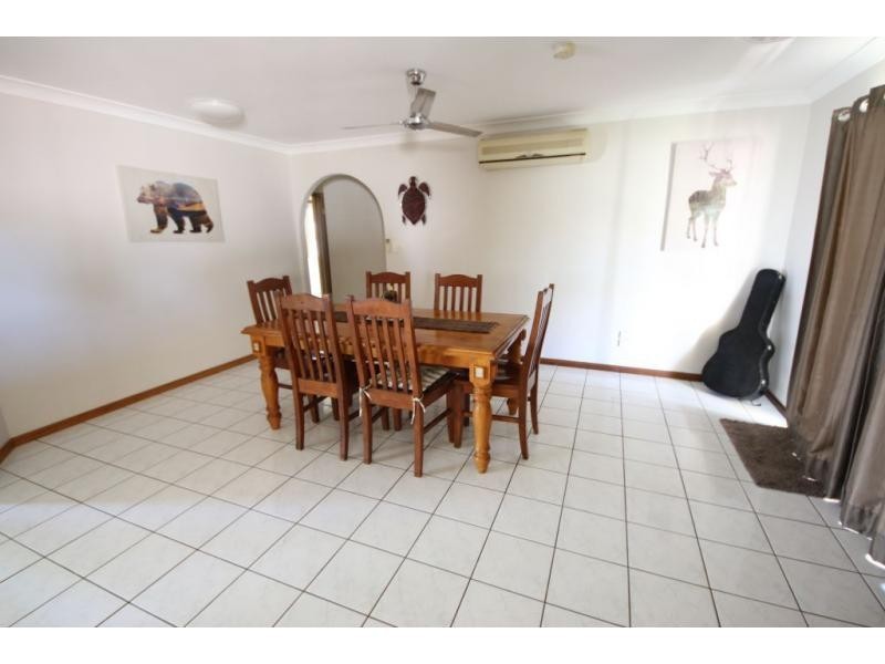 11 SEVENTH Avenue, Home Hill QLD 4806