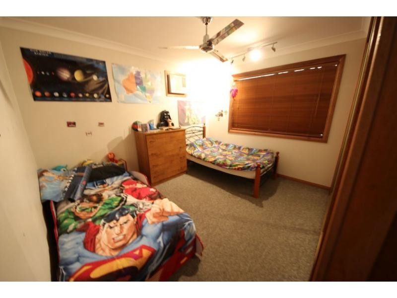 11 SEVENTH Avenue, Home Hill QLD 4806