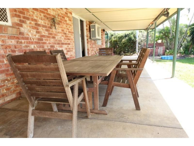 11 SEVENTH Avenue, Home Hill QLD 4806