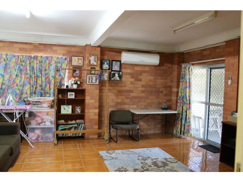 27 MCINTYRE Street, Ayr QLD 4807