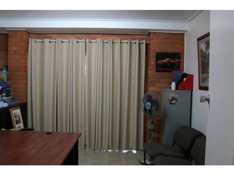 27 MCINTYRE Street, Ayr QLD 4807