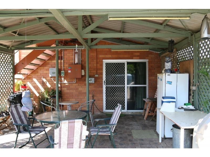 27 MCINTYRE Street, Ayr QLD 4807