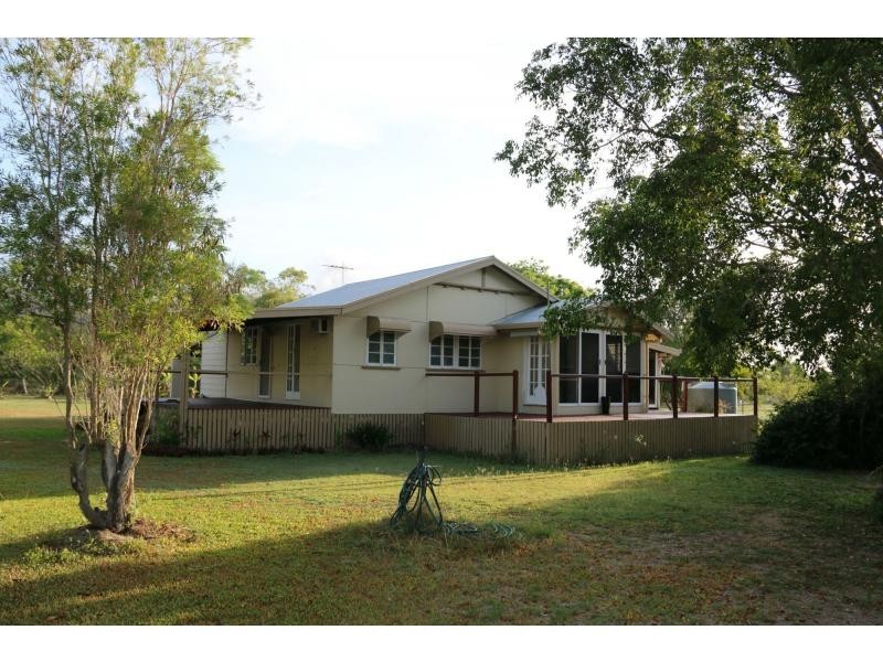31 BLOODWOOD Drive, Nome QLD 4816
