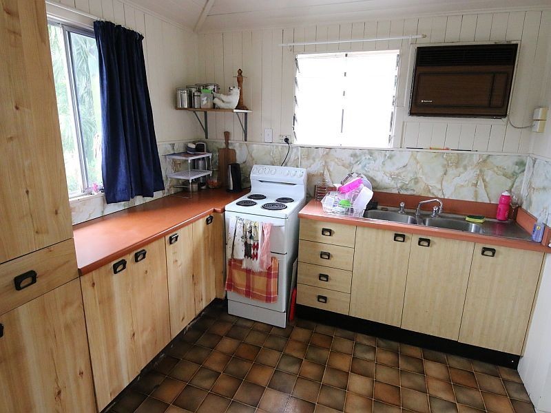 2 EIGHTH Street, Home Hill QLD 4806