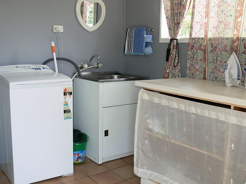 72 BEACH Road, Ayr QLD 4807