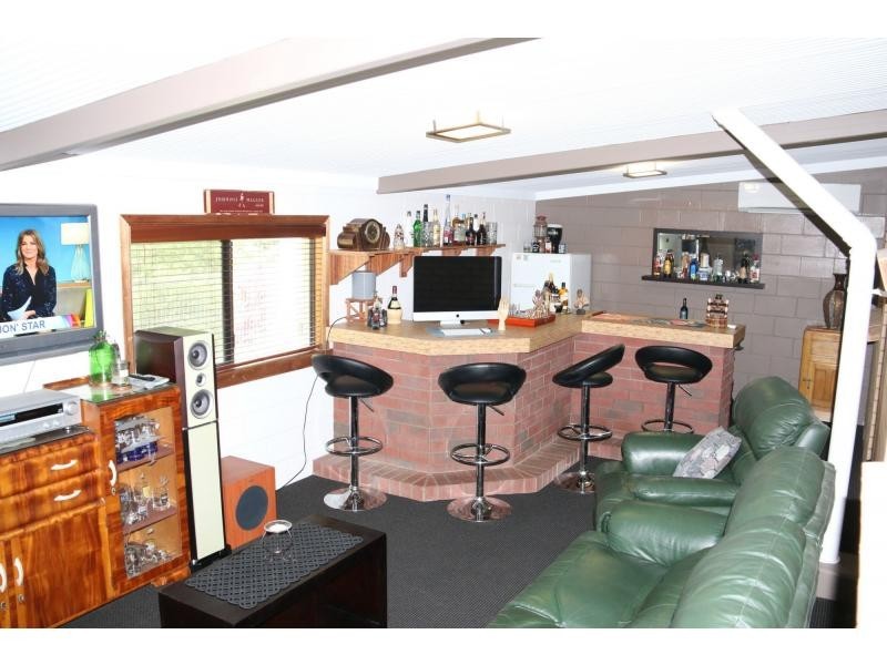 27 FIFTEENTH A Street, Home Hill QLD 4806