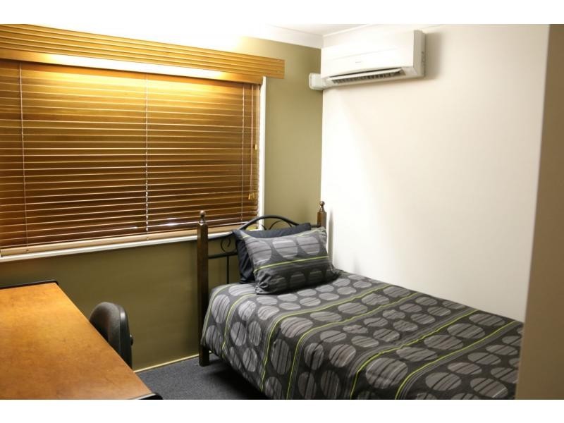 27 FIFTEENTH A Street, Home Hill QLD 4806