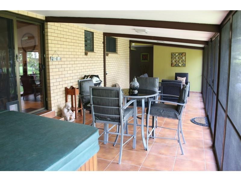 27 FIFTEENTH A Street, Home Hill QLD 4806