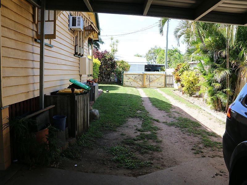 25 BURKE Street, Ayr QLD 4807