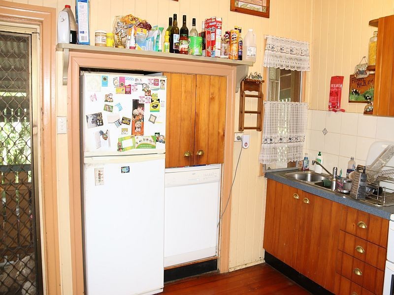 25 BURKE Street, Ayr QLD 4807