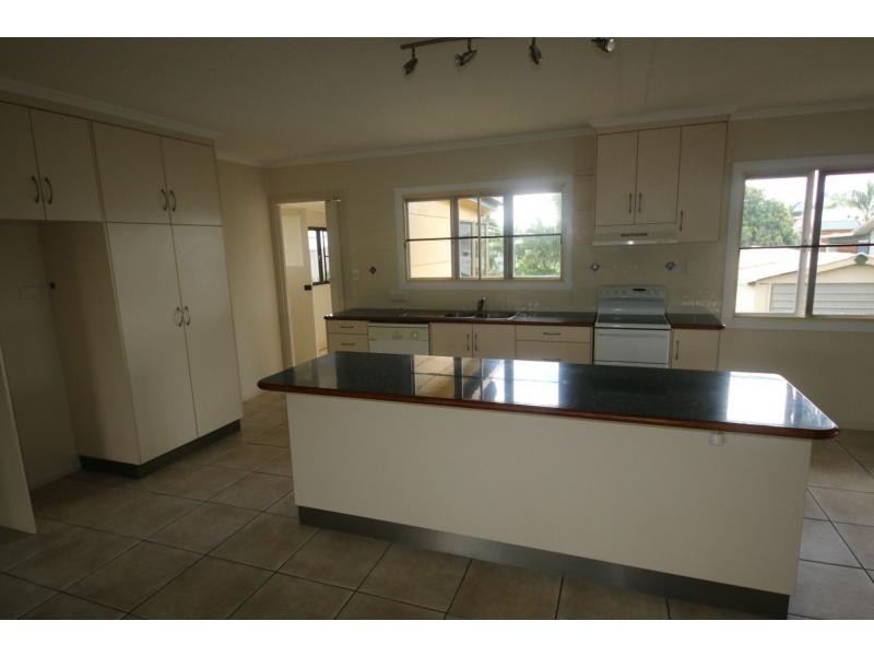 18 RAE Street, Ayr QLD 4807