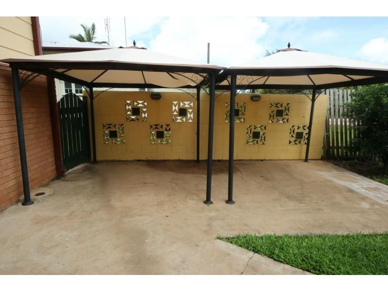 18 RAE Street, Ayr QLD 4807