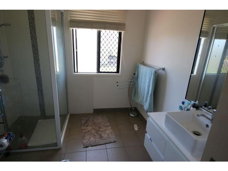 114 THIRTEENTH Avenue, Home Hill QLD 4806