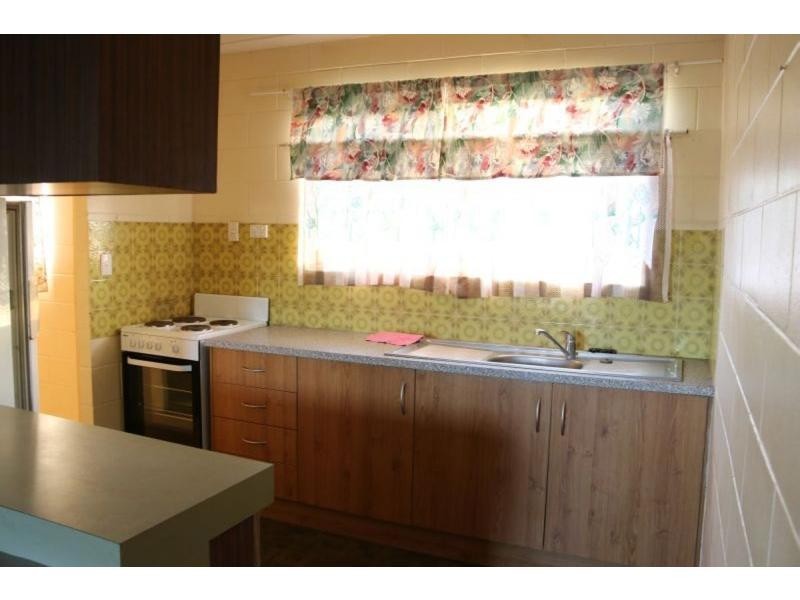 21 FOURTH Street, Home Hill QLD 4806