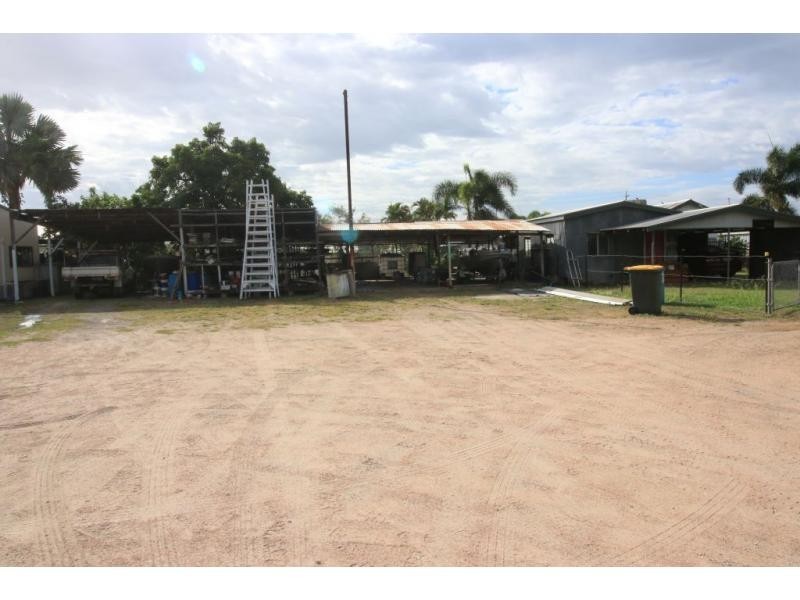 30-32 MARY Street, Ayr QLD 4807