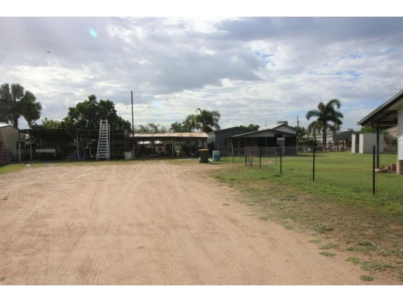 30-32 MARY Street, Ayr QLD 4807